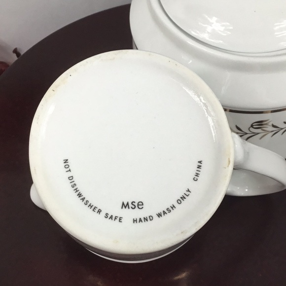 ✅☕️🍶”GORGEOUS VINTAGE CREAM & SUGER SET”🍶☕️✅ - Picture 4 of 4